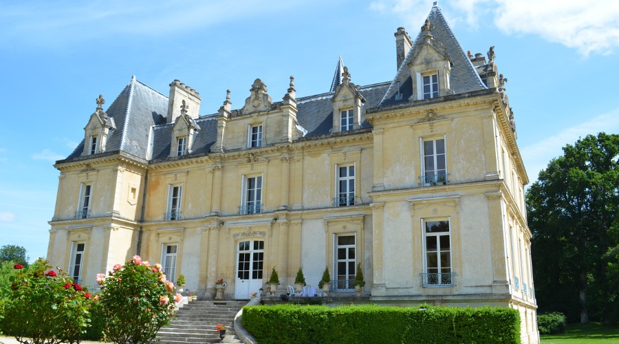 Réceptions à Caen, Le Château de Rots